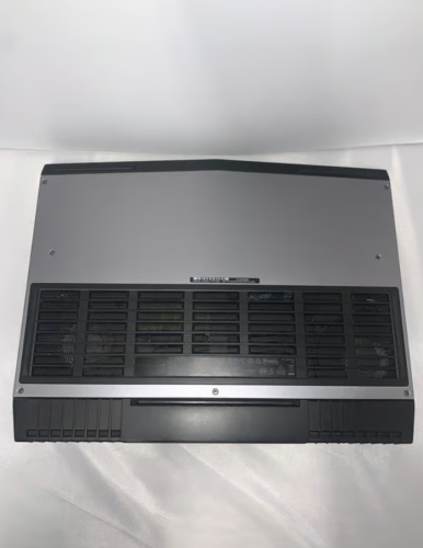 ALIENWARE 15 R4 i7 8750H 16GB RAM GTX 1070 256GB SSD & 1TB HDD